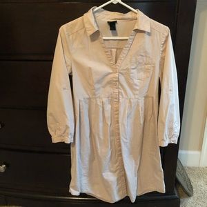 Barely worn light mauve button down tunic